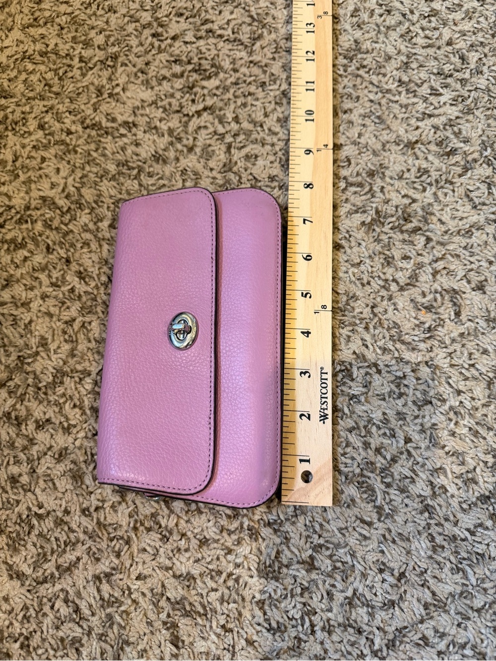 Coach Original Pebbled Leather Twist-Lock Wristlet Clutch in Violet Orchard - Picture 11 of 12